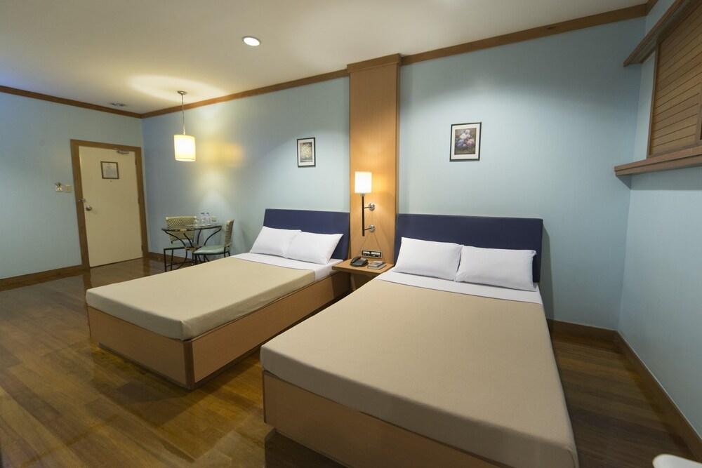 The Mabuhay Manor Hotel Pasay Exterior photo